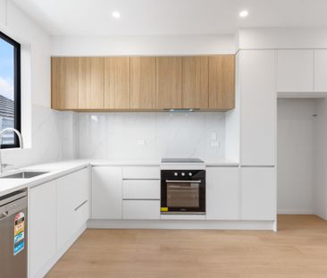 Modern Luxury in Panmure's Golden Triangle - Photo 2