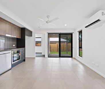 2/17 Tranquility Boulevard, Morayfield - Photo 4