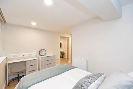 Student Apartment 1 bedroom, Ecclesall Road, Sheffield - Photo 3