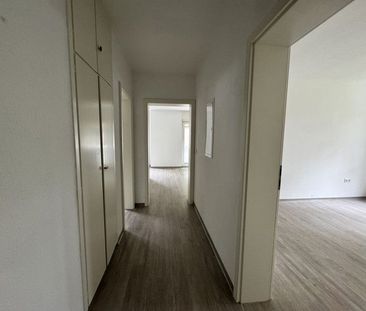 bezugsfertige, großzügige 2-Zimmer-Wohnung mit Balkon in Bochum Epp... - Foto 1