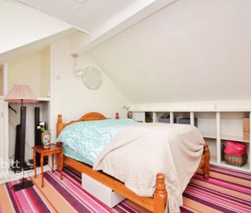 3 bedroom terraced house to rent - Photo 5