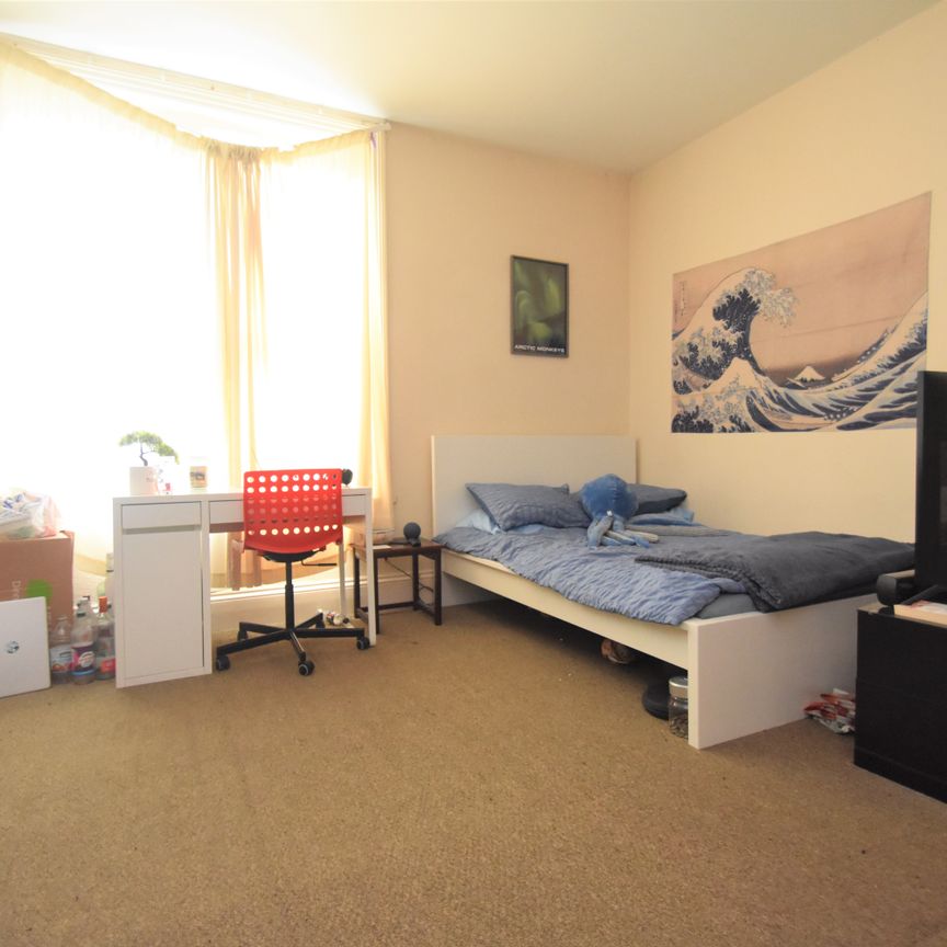 6 bedroom terraced house to rent - Photo 1