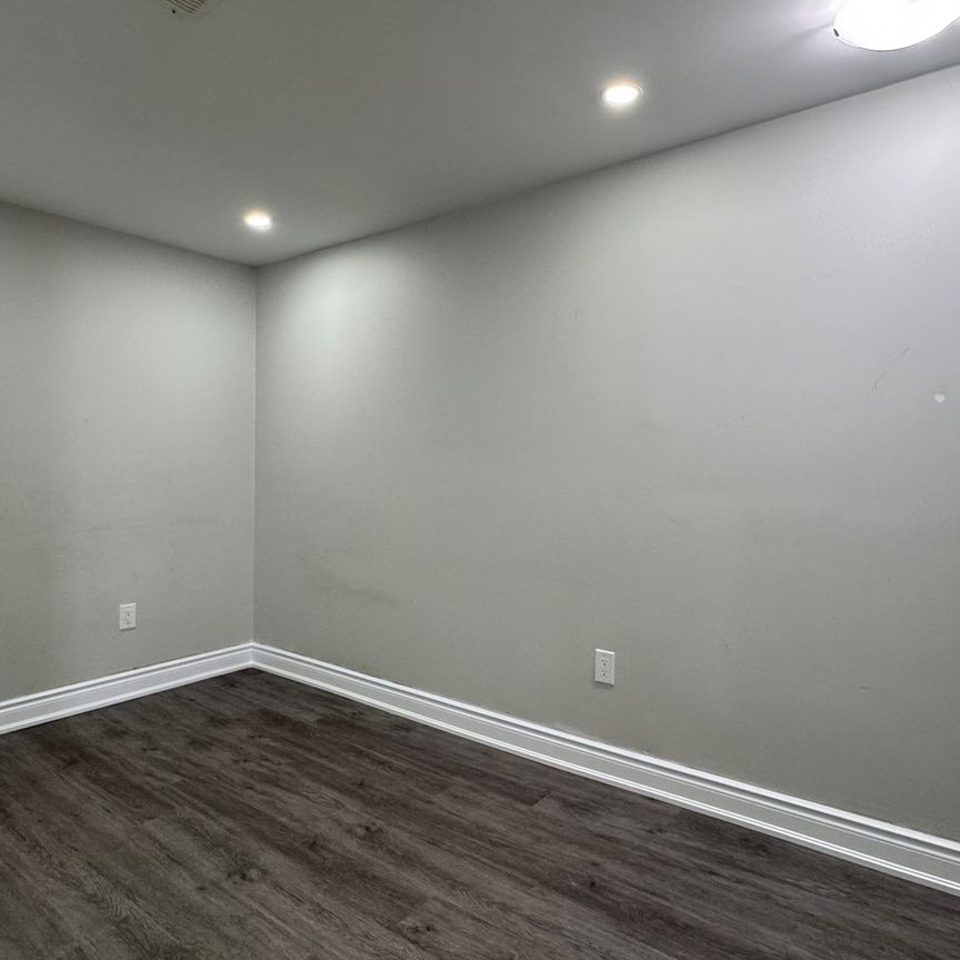 For Lease - 10 Solstice Drive Unit# Bsmnt, Toronto, Ontario - Photo 1