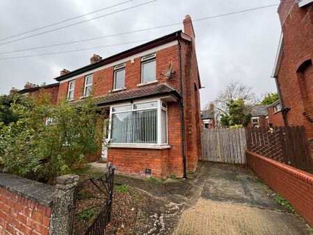 107 Rushfield Avenue, Belfast BT7 3FR - Photo 2