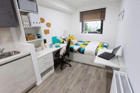 Studio to rent - Photo 2