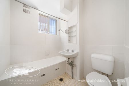 1/11 Drummond Street, Warwick Farm NSW 2170 - Apartment For Rent | Domain - Photo 5