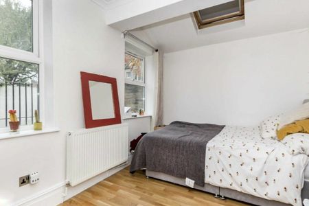 Eynham Road, Shepherds Bush, W12 - Photo 3