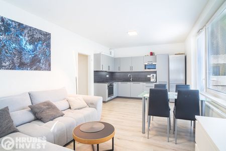 Pronájem bytu 3+kk 67 m² - Photo 2