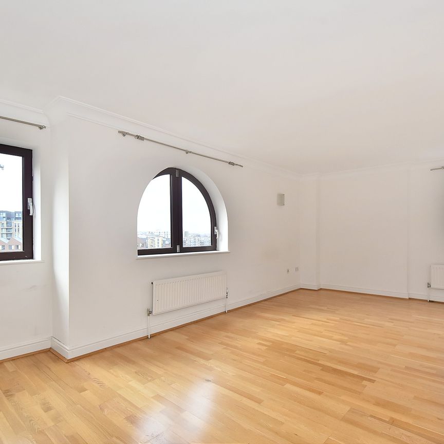 Sailmakers Court, Regent On The River William Mo, Hammersmith and Fulham, London, SW6 - Photo 1