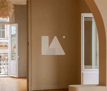 BORDEAUX CENTRE APPARTEMENT FAMILIAL - BALCONS ET VUES DÉG - Photo 2