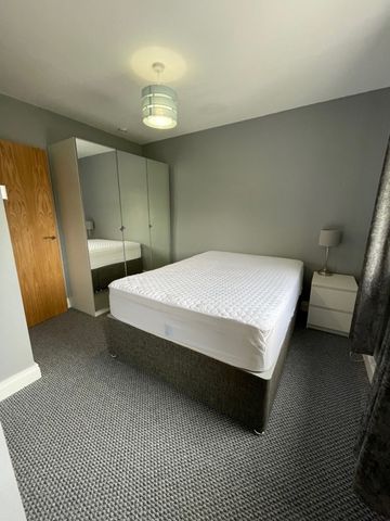 35, 22 Eglantine Avenue, Apt 2, Belfast, BT9 6DX - Photo 4