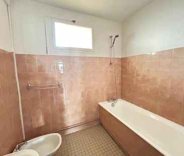 Location Appartement 2 pièces 49m² AIRE SUR L ADOUR 40800 - Photo 6