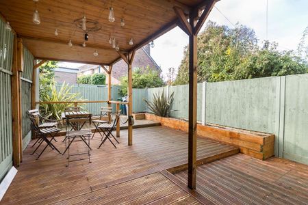 5 bedroom house of multiple occupation to rent - Photo 5