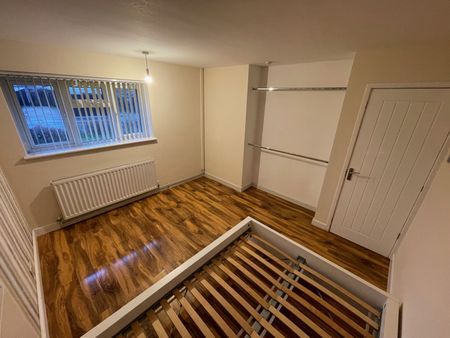 3 bedroom bungalow to rent Ripley Road, Bedfordshire, Luton, LU4 - Photo 2