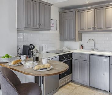 1 Bed Flat, Wandsworth Bridge Road, SW6 - Photo 6