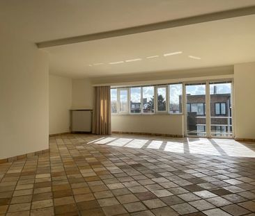 Appartement te huur - Foto 1