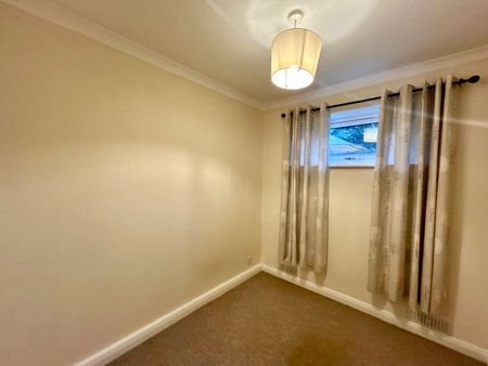 Albert Street, Fleet, Hampshire, GU51 - Photo 3