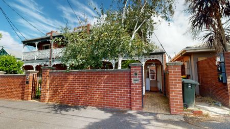 SPACIOUS TOWNHOUSE IN QUIET LOCATION - Photo 4