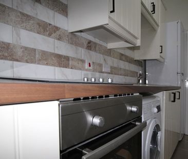 Apt 3A, 19 Regent Park Terrace - Photo 4