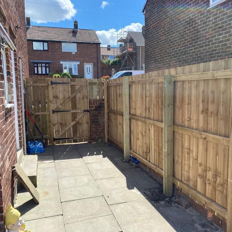 3 bedroom semi-detached house to rent - Photo 1
