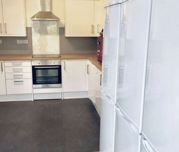 Portland Gardens Room 3 - Photo 2