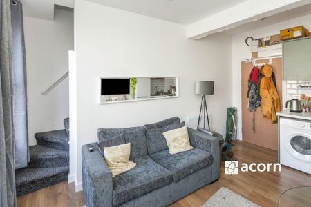 New Cross Road, London, SE14 - Photo 3