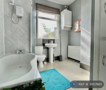 1 bedroom in a house share to rent - Photo 6