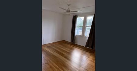 3 Bedroom Home in Darra - Photo 5