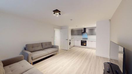 5 bedroom flat to rent - Photo 3