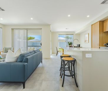 Coastal Living at its finest. - Photo 2