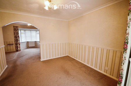 Mercian Way, Cippenham, SL1 - Photo 2