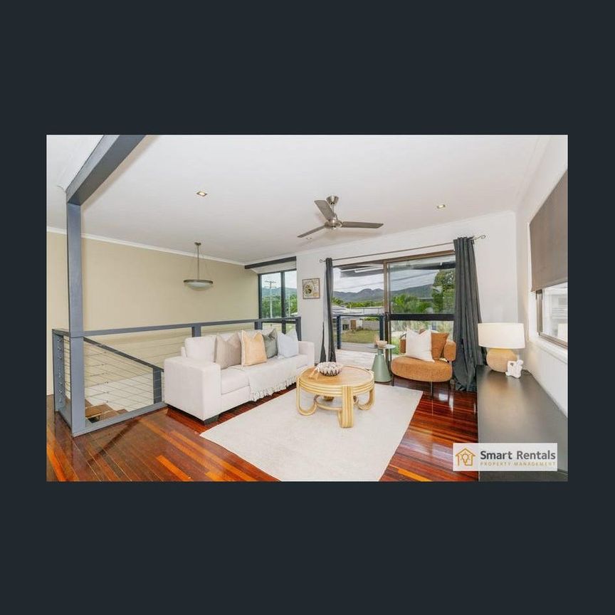 Modern Family Living in Central Kirwan - Photo 1