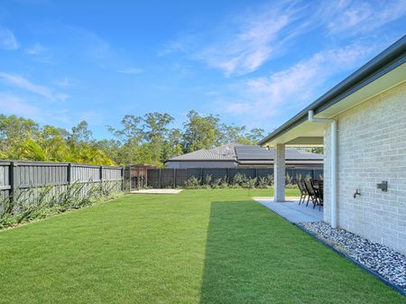 10 Holland Street, Landsborough QLD 4550 - House For Rent | Domain - Photo 4