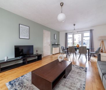 2 Bed Flat, Castlehaven Road, NW1 - Photo 2