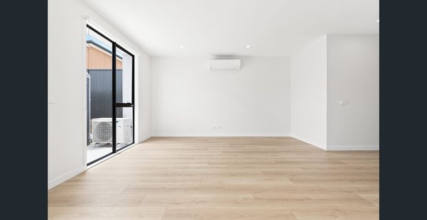 A Perfect Location - Photo 1