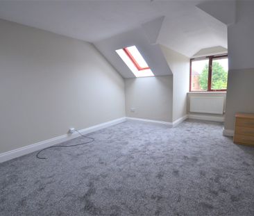 Nightingale Court, Slough, SL1 - Photo 1