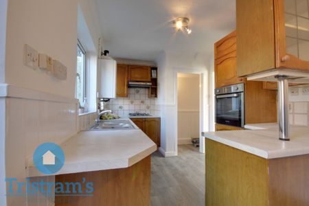 3 bed Mid Terraced House for Rent - Photo 2