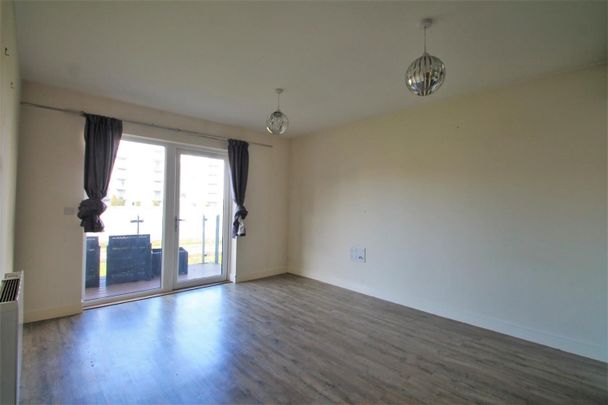 1 bedroom Flat To Let - Photo 1