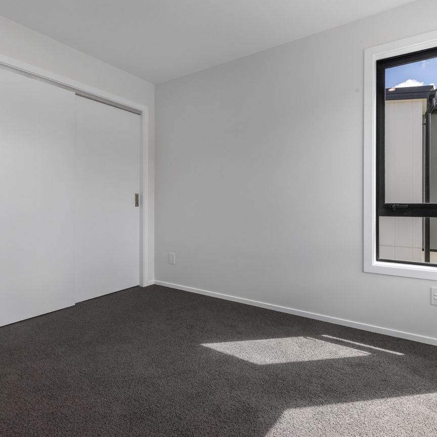 Wallaceville Living - Photo 1