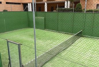 Calle Ladera de los Almendros, Madrid, Community of Madrid 28032