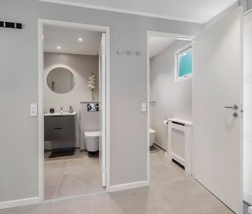 Moderne møbleret rækkehus med have i Trørød – 105 m² i ét plan - Photo 1
