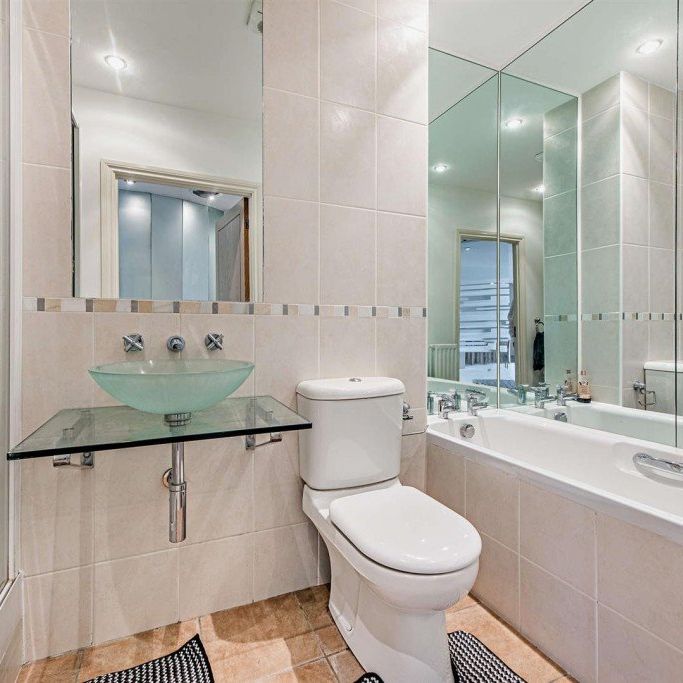 Squires House, Smiths Wharf, Wantage - Photo 1