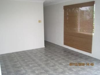Charming 3 Bedroom Home - Photo 5