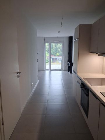 Moderne 2-Zimmer-Wohnung mit traumhafter Sonnenterasse und Einbauküche - Photo 2