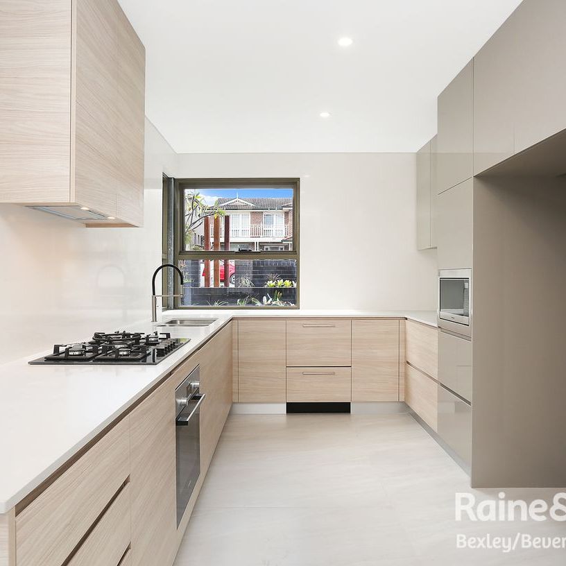 63 Waitara Parade, Hurstville Grove, NSW 2220 - Photo 1