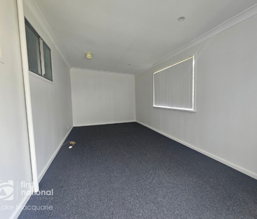 20 Seaham Street, Holmesville NSW 2286 - House For Rent | Domain - Photo 3
