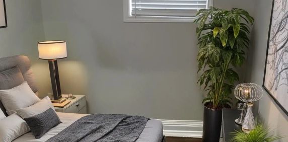 70 Victoria Avenue S #5 - Photo 2