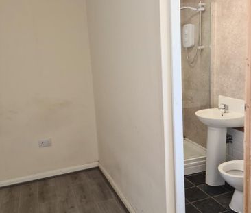 1 bedroom house of multiple occupation to rent - Photo 5