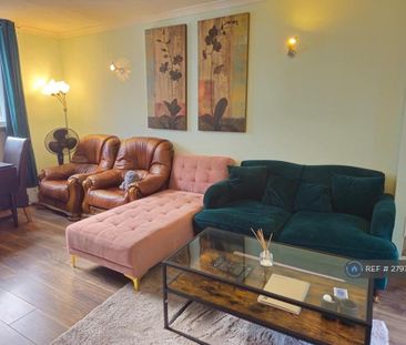 1 bedroom in a house share to rent - Photo 3