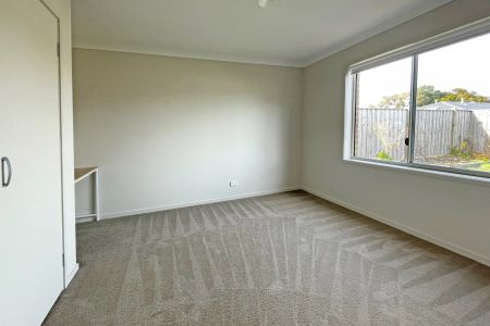 LOW MAINTENANCE HOME - Photo 2